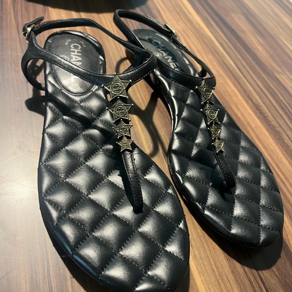 Excellent conditions Chanel Sandals - Picture 4 of 4